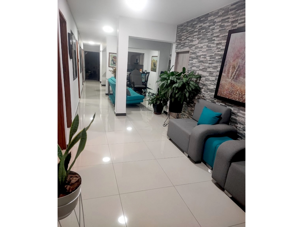 Venta Casa Itagüí Santa María primer piso remodelada — foto 4