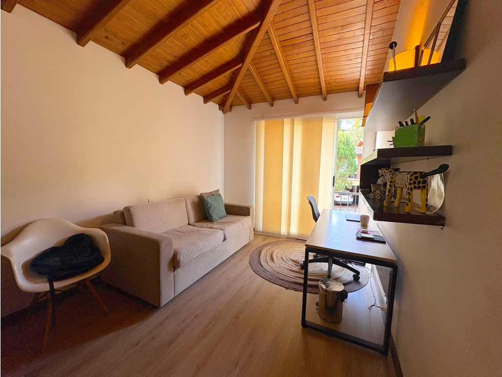 Venta Casa El Poblado cerca Amsterdam y El Tesoro en Unidad — foto 5