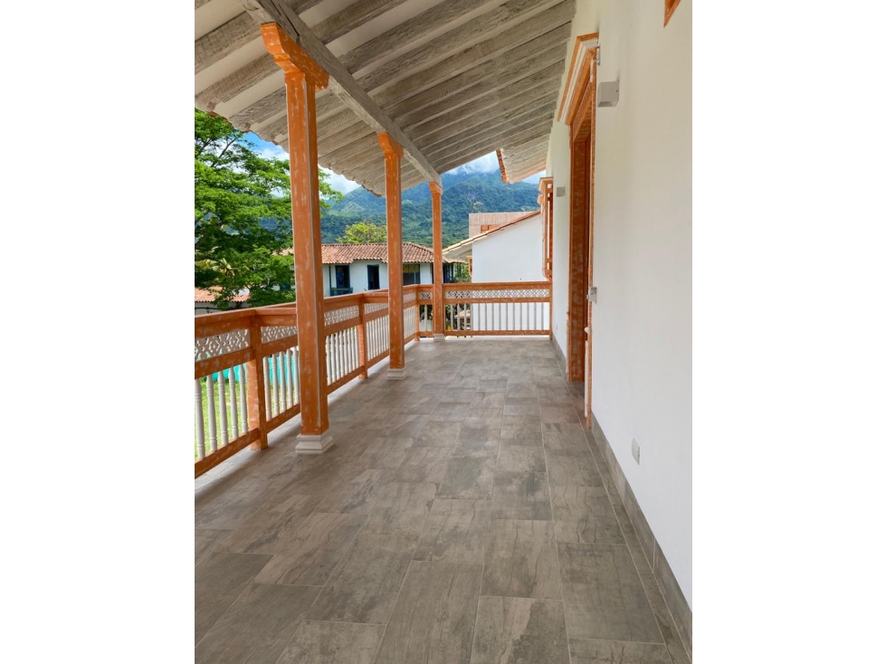 Venta Casa con Piscina en Cauca Viejo - 5