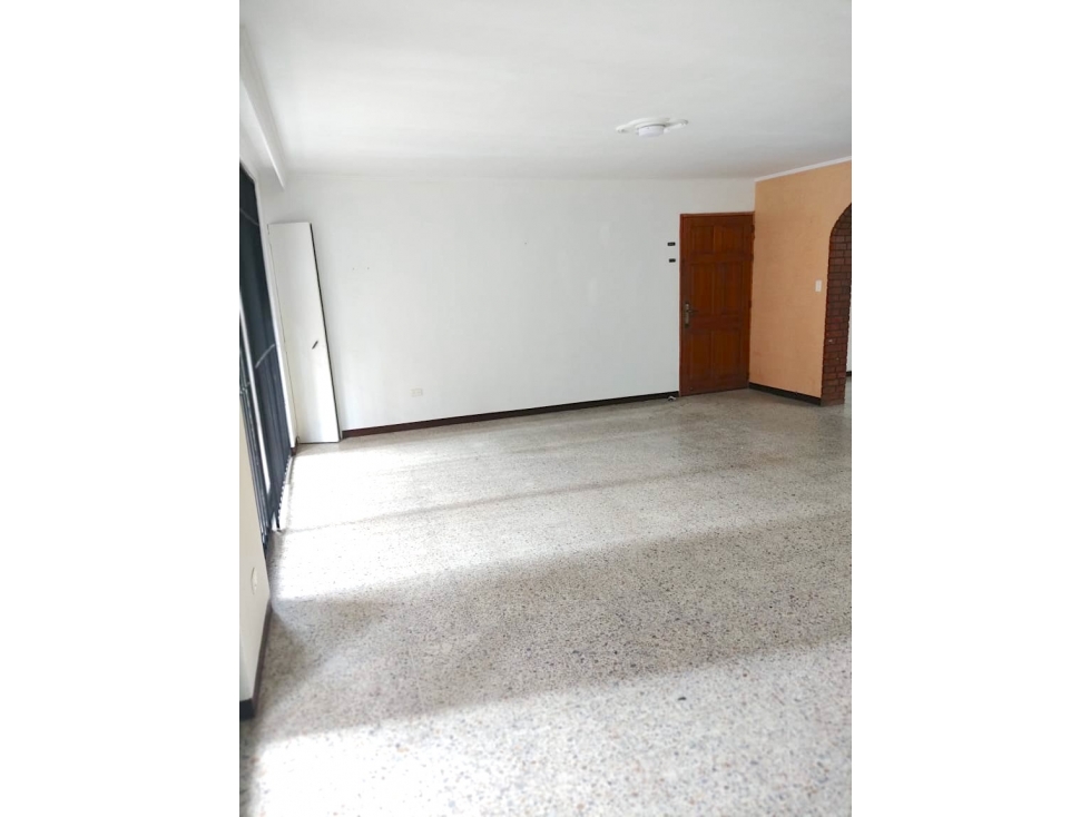Venta Casa Laureles Segundo Piso cercana a Santa Teresita y UPB — foto 5