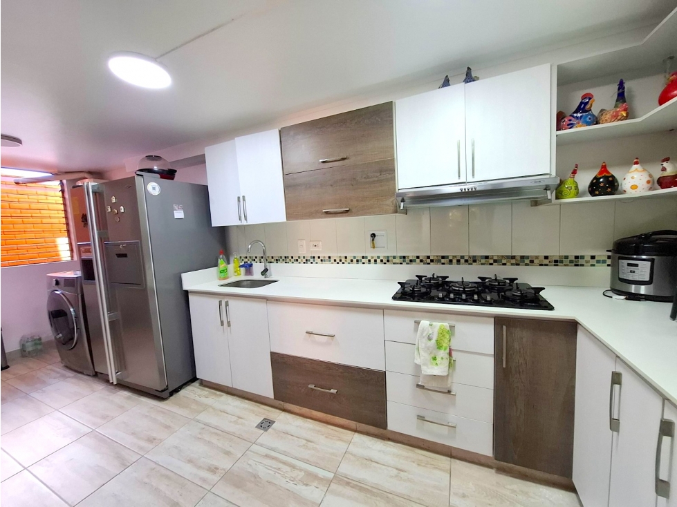 Venta Apartamento Laureles REMODELADO Unidad Completa cerca UPB — foto 5