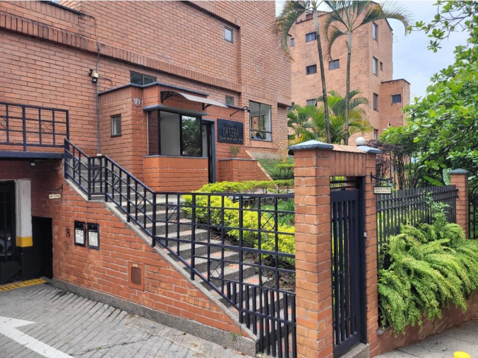 Venta Casa El Poblado Loma San Julián cerca Premium Plaza en Unidad — foto 3
