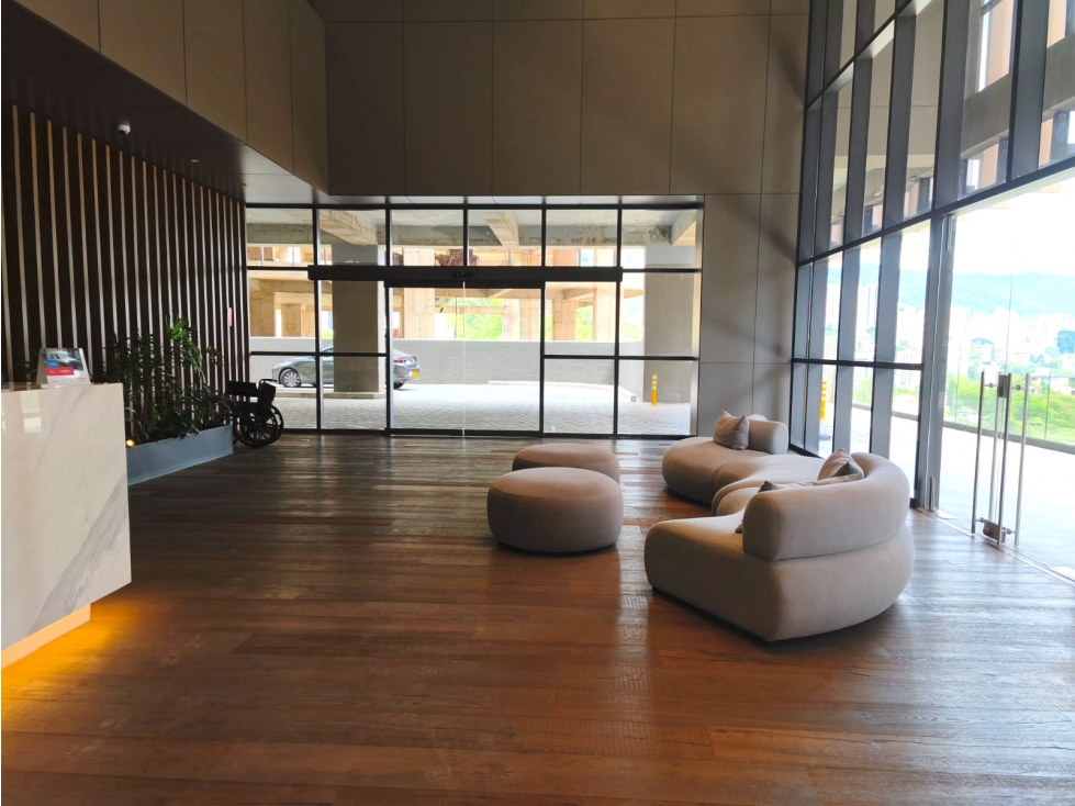 Venta Oficina El Poblado Las Palmas en ACCESS POINT. Inversion 1A