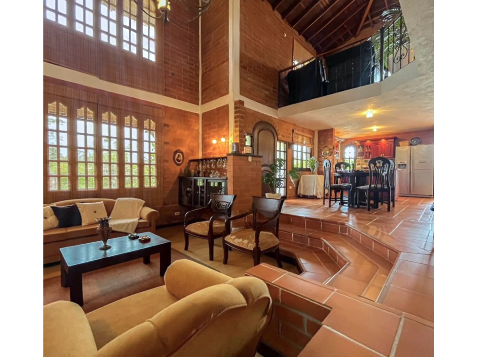 Venta Casa en PARCELACIÓN CAMPESTRE en Santa Elena con Bosque Nativo — foto 4