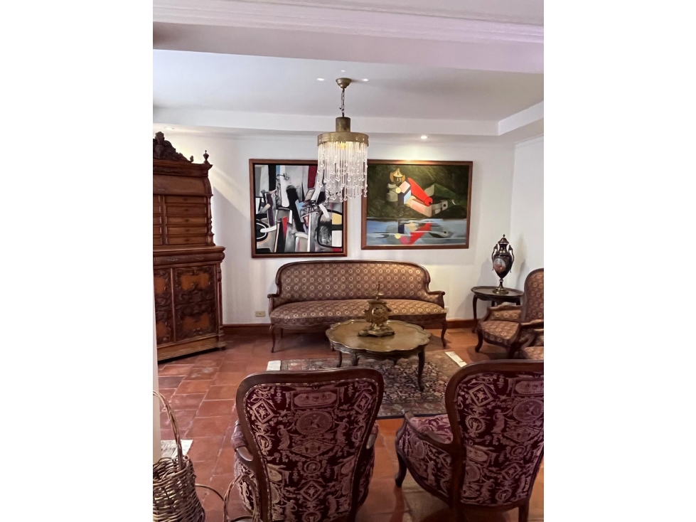 Venta o Renta Casa independiente en el Poblado Inferior con la 10 — foto 5