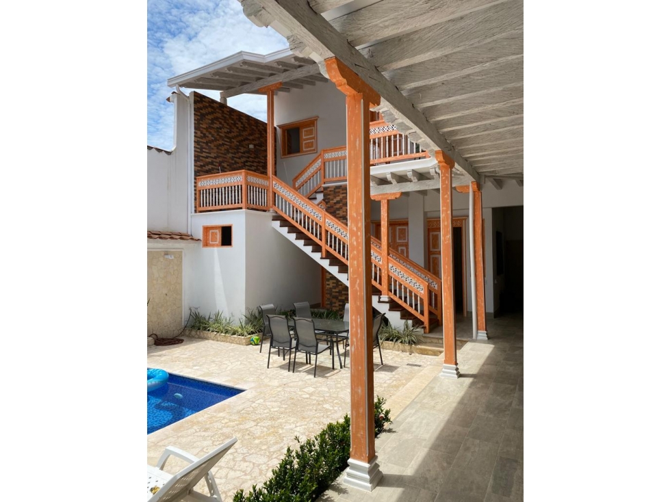 Venta Casa con Piscina en Cauca Viejo - 3