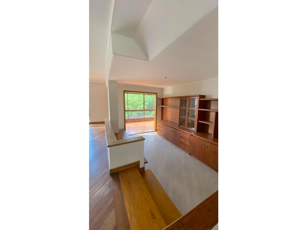Venta Apartamento El Poblado Castropol cerca Av. UBICACIÓN ESTRATÉGICA — foto 4