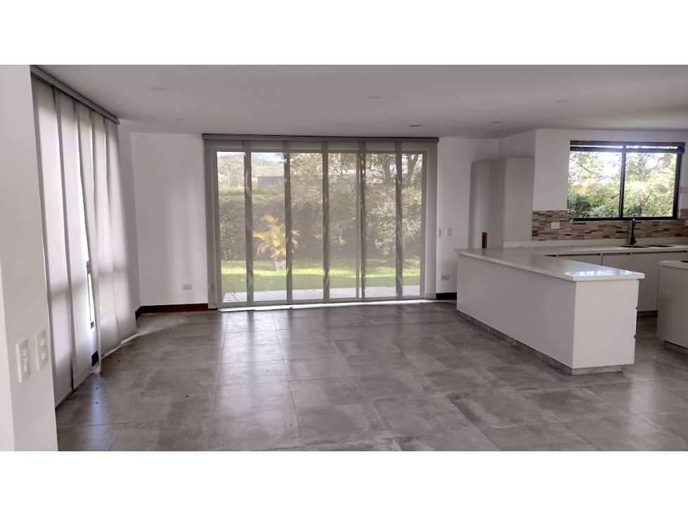 Venta Casa Campestre vía San Antonio La Ceja Parcelación Exclusiva — foto 3