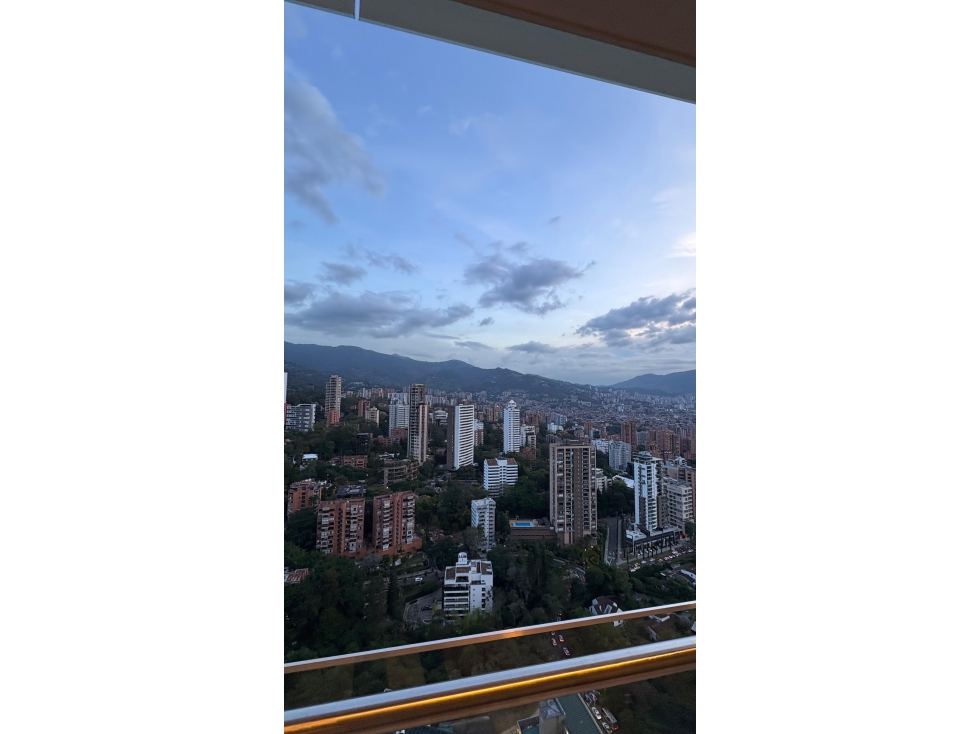 Venta Apartamento 3 alcobas unidad EXCLUSIVA Los Balsos El Poblado — foto 3