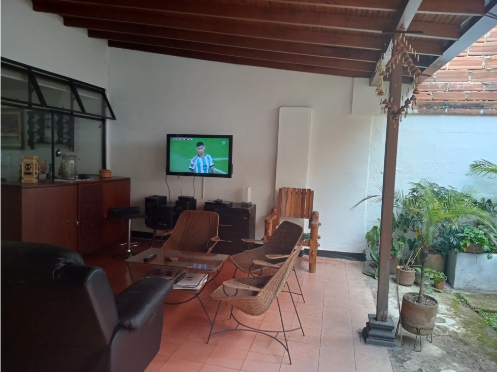 Venta Casa Lote Laureles Parque la Matea ideal Empresa o Airbnb — foto 5