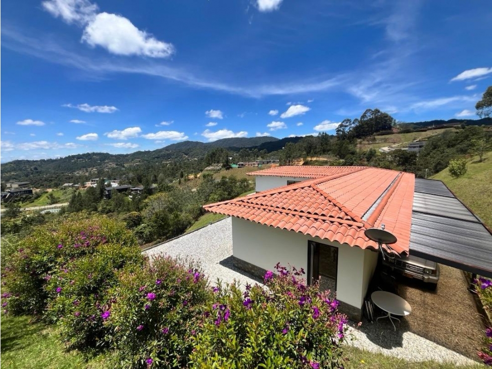Venta Casa Campestre Independiente Alto del Escobero Posible 2 casas — foto 6