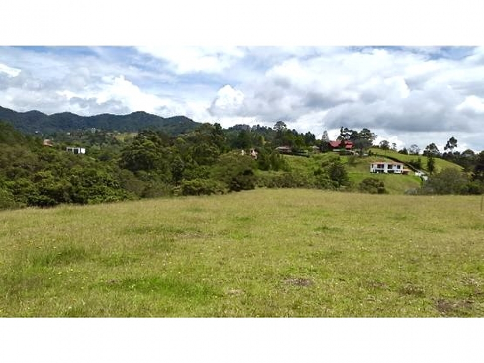 Venta Lote COMERCIAL sobre Vía Las Palmas El Retiro