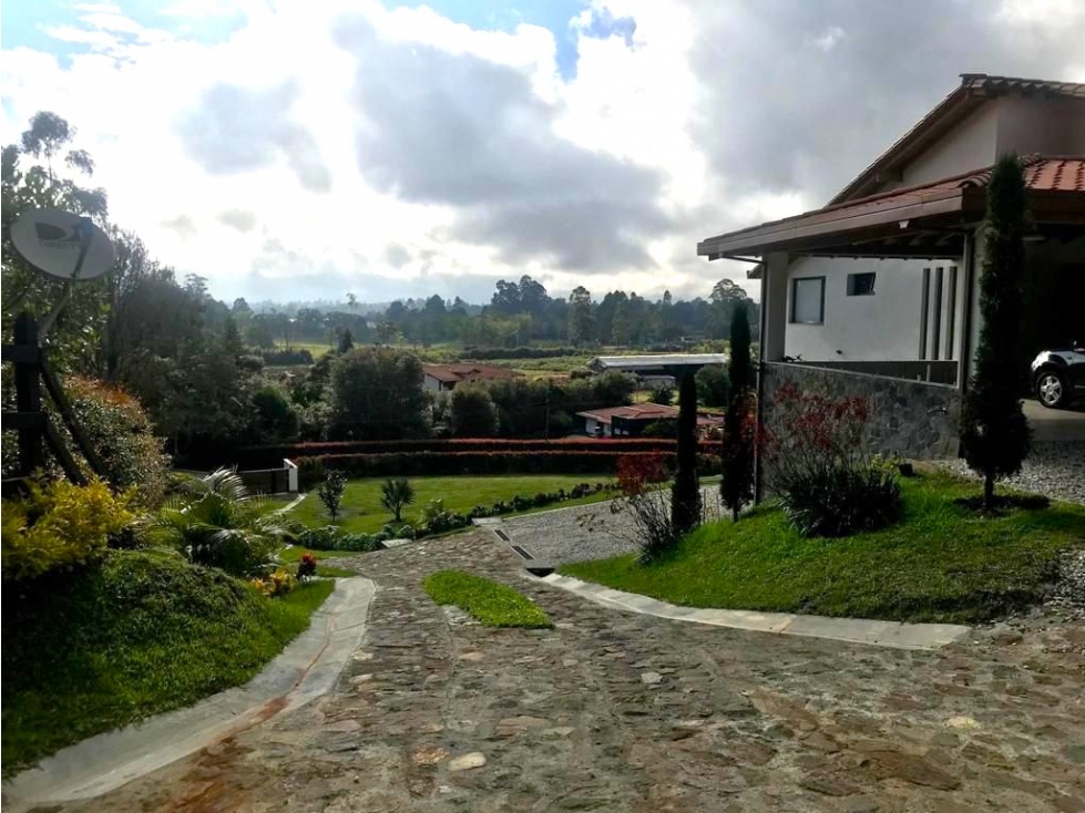 Venta Casa y Lote USO MIXTO Llanogrande sobre Vía Aeropuerto Rionegro — foto 6
