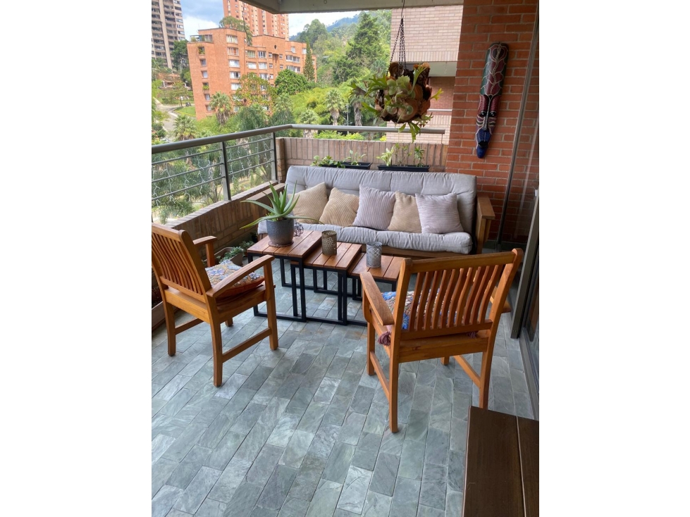 Venta Apartamento El Poblado La Calera con zonas comunes premium — foto 3