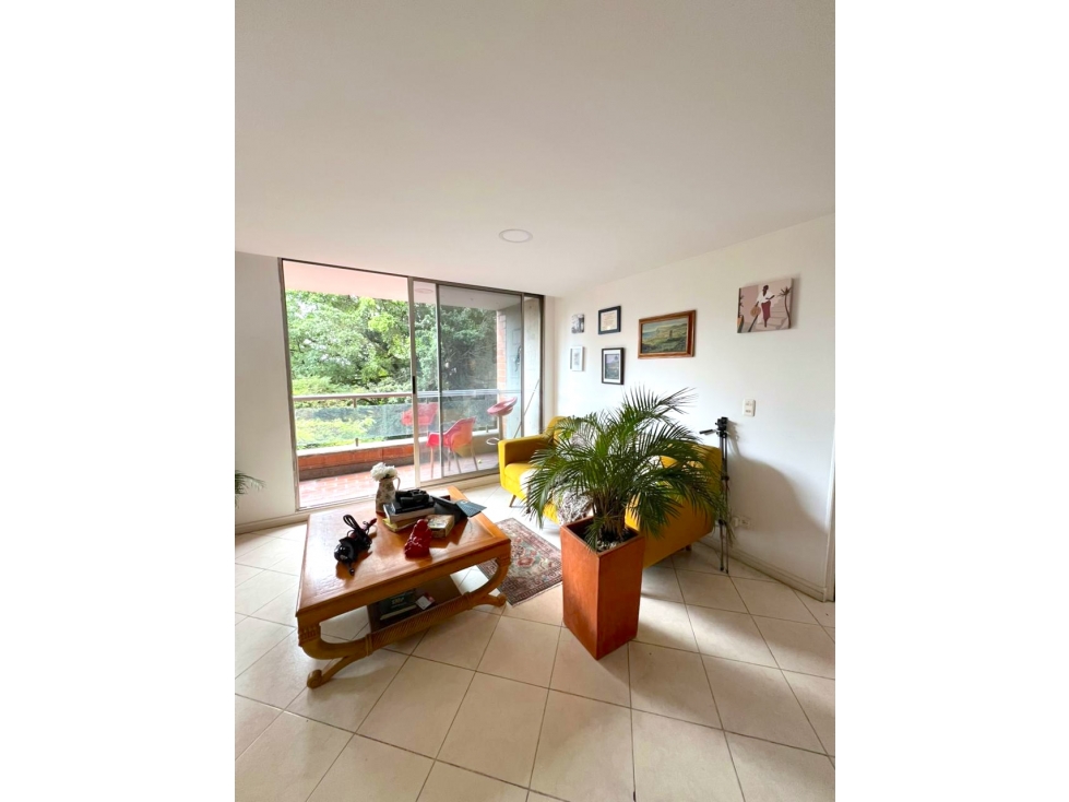 Venta Apartamento Los Balsos cerca Museo El Castillo para REMODELAR — foto 6