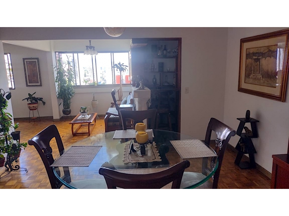 Venta Apartamento Centro de Medellín La Playa REFORMADO 202 m². VISTA — foto 6
