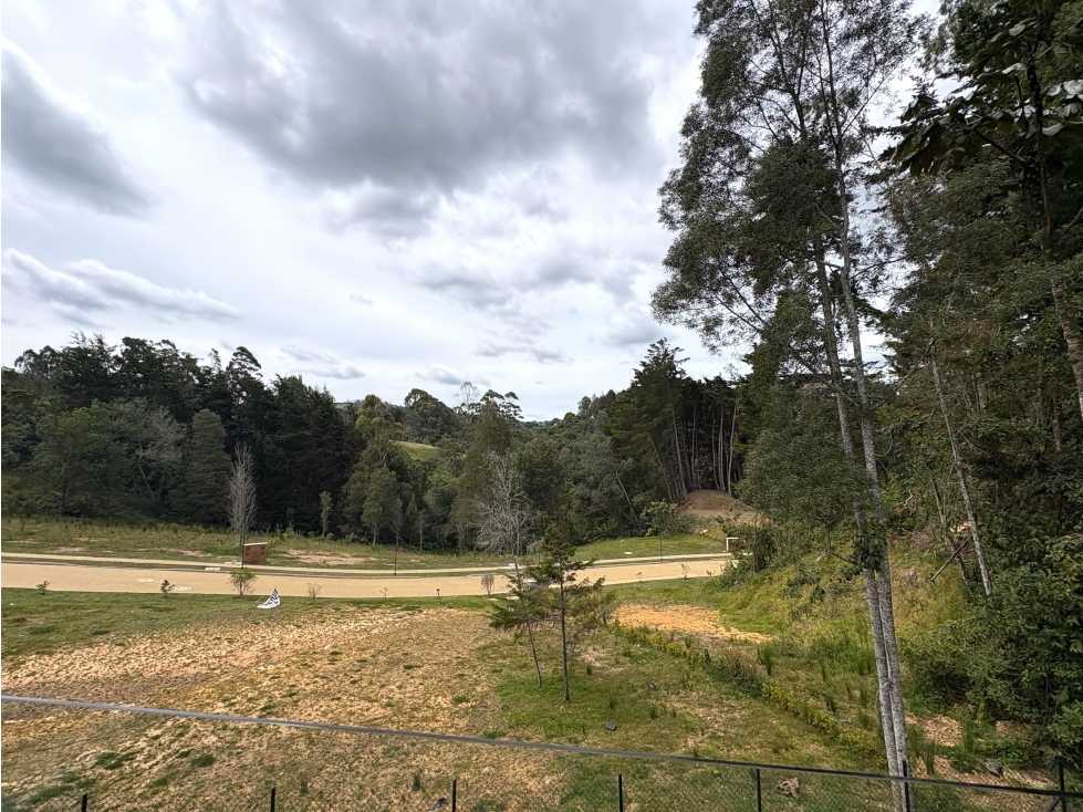 Venta Casa Nueva un nivel Alto de Las Palmas cerca Indiana en Unidad — foto 5