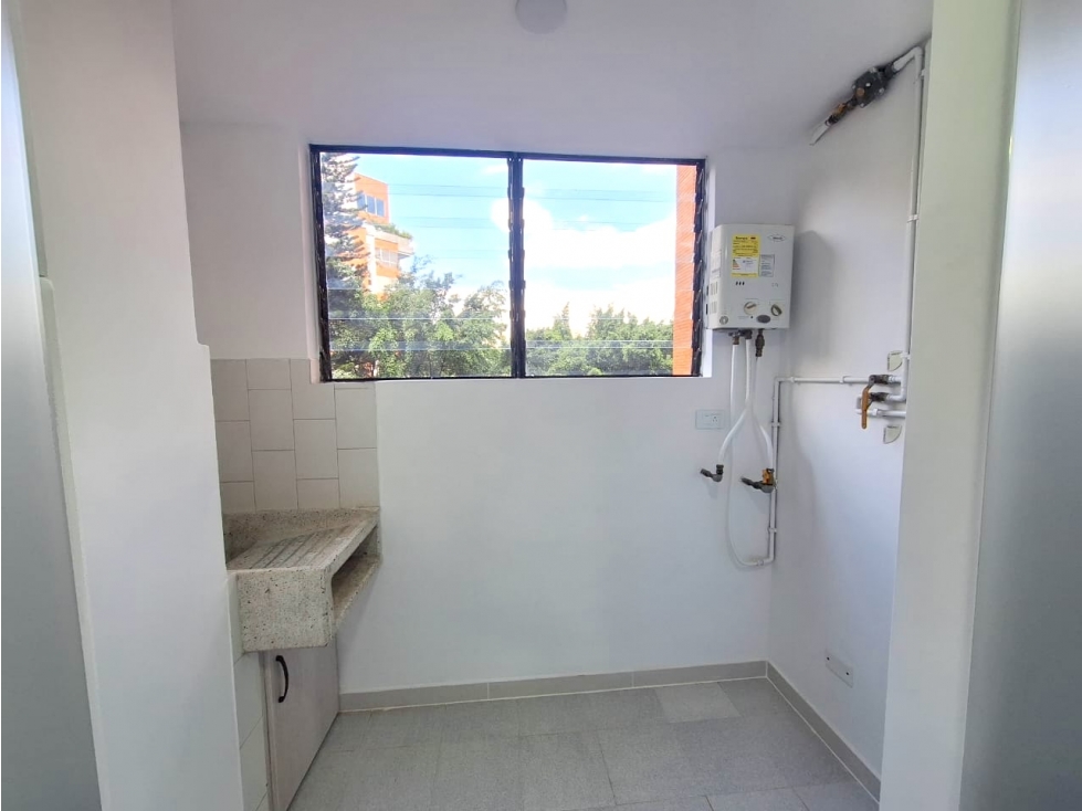 Venta Apartamento Loma San Julian 90m2 a una cuadra de Avenida Poblado — foto 5