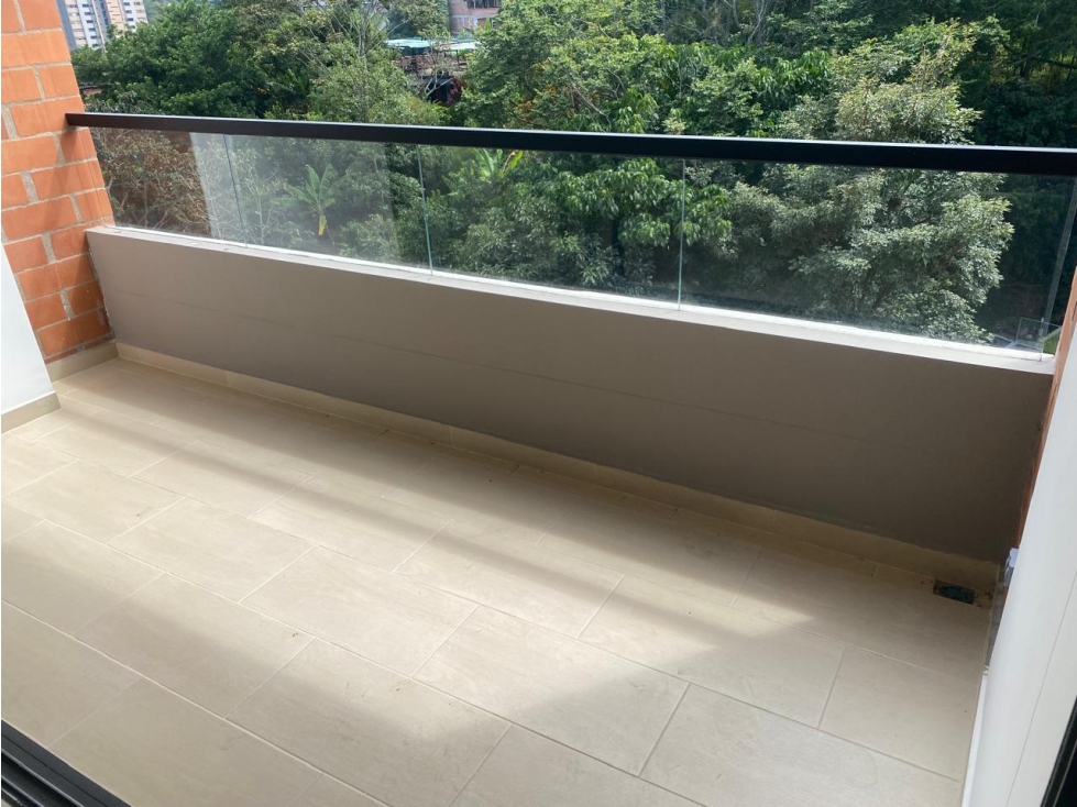Venta Apartamento 3 alcobas ESTRENAR Camino Verde Envigado — foto 2