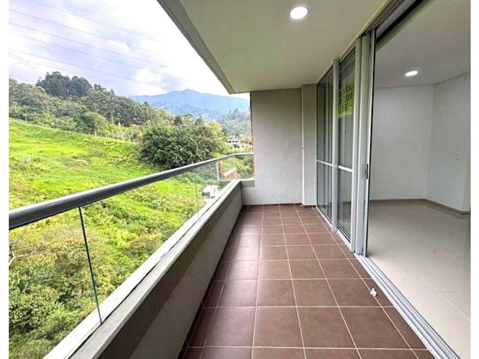 Venta Apartamento 3 alcobas sin poniente Camino Verde Envigado — foto 2