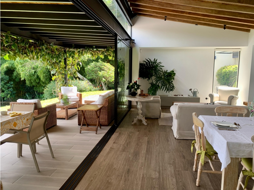 Venta Casa Toscana en Llanogrande | Vista, Jacuzzi y Diseño Único — foto 3