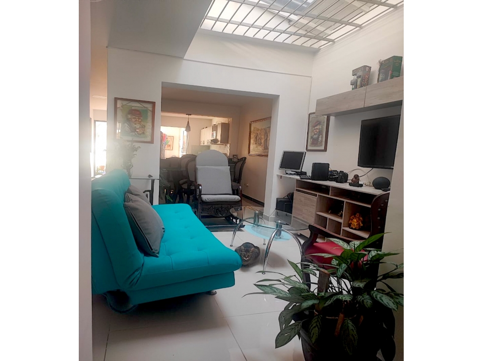 Venta Casa Itagüí Santa María primer piso remodelada — foto 6