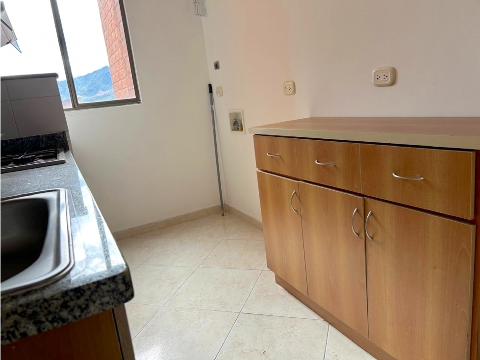 Venta Apartamento Envigado La Abadía en Unidad cerca Euro La Frontera — foto 4