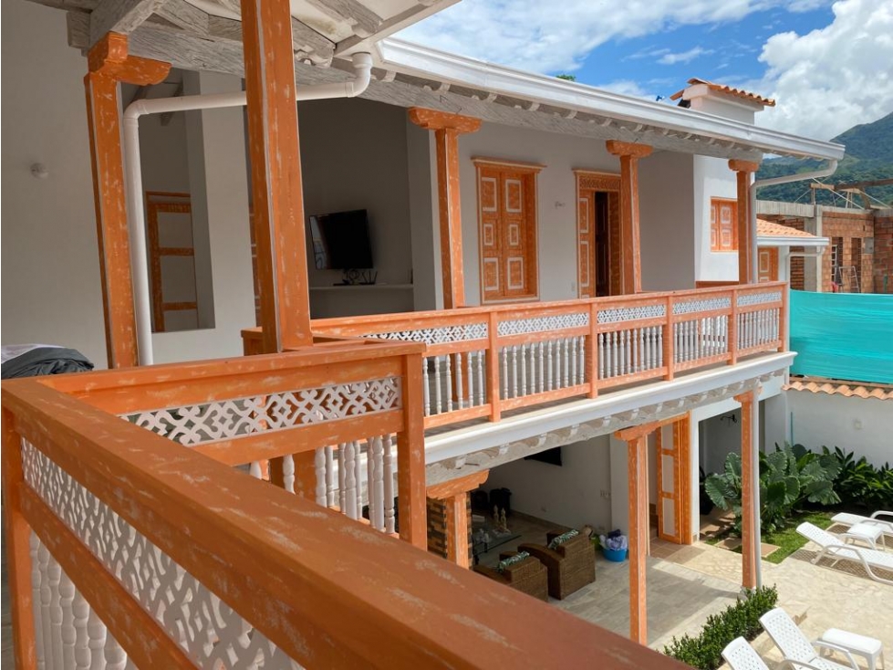 Venta Casa con Piscina en Cauca Viejo - 6
