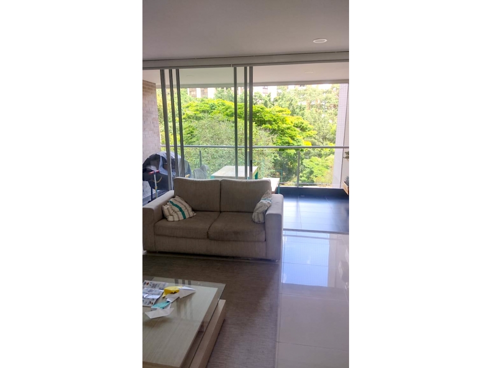 Venta Apartamento Las Santas Mall Verona El Poblado en Unidad Completa — foto 4