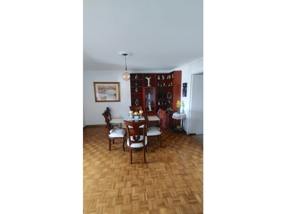 Venta Apartamento Centro de Medellín La Playa REFORMADO 202 m². VISTA — foto 4