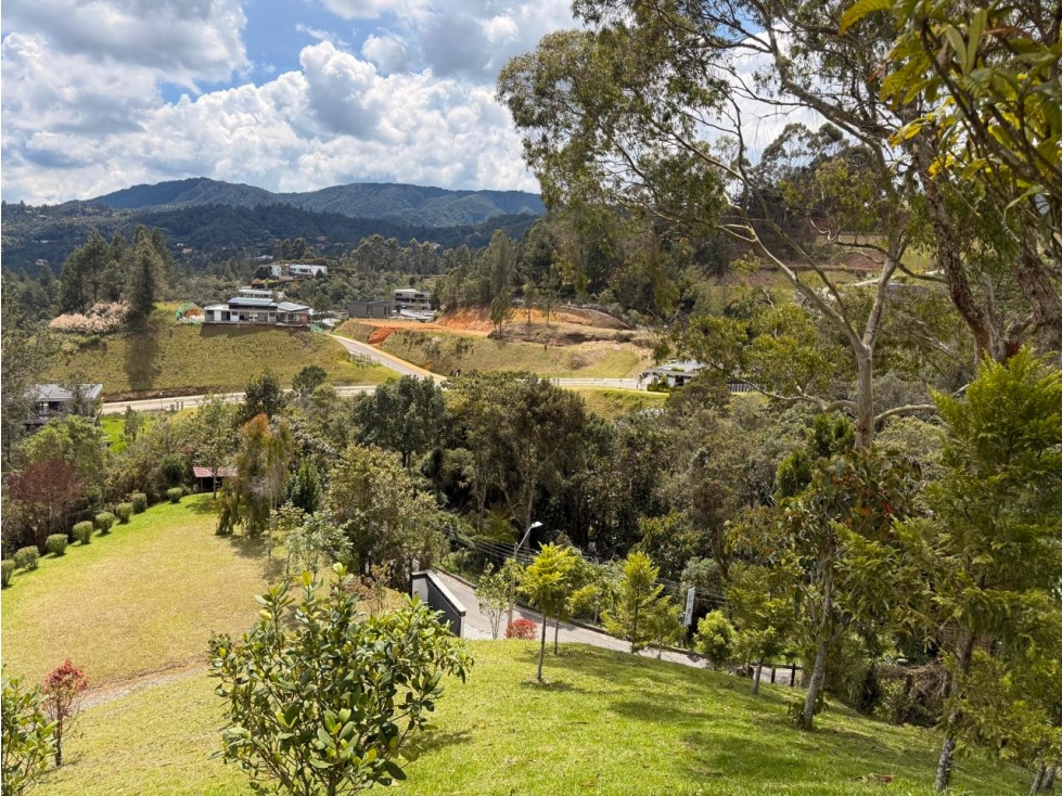 Venta Casa Campestre Independiente Alto del Escobero Posible 2 casas — foto 2
