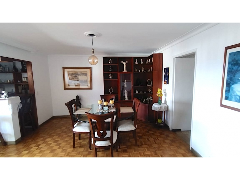 Venta Apartamento Centro de Medellín La Playa REFORMADO 202 m². VISTA — foto 5