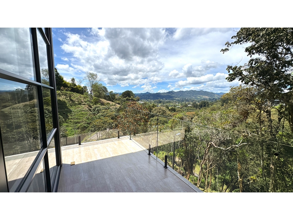 Venta Casa de Lujo en El Retiro Unidad exclusiva FIZEBAD — foto 4