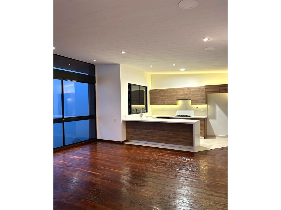 Venta Apartamento FIZEBAD SIERRA GRANDE con Vista a la Represa La Fe — foto 4