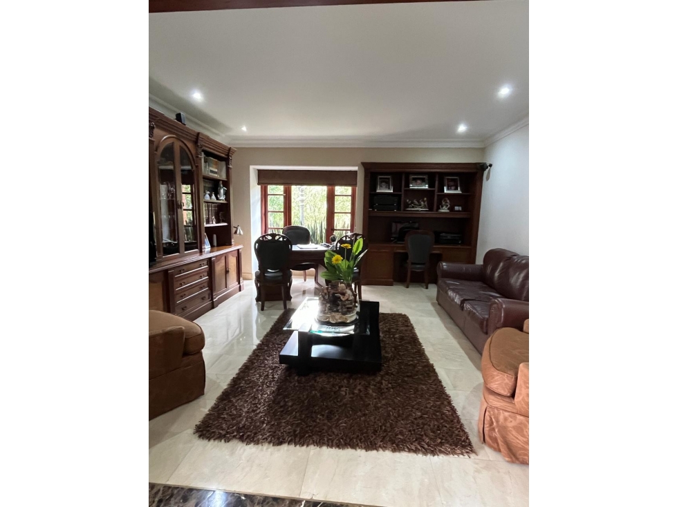 Venta Casa Elegante El Poblado La Calera en Exclusiva Unidad — foto 5