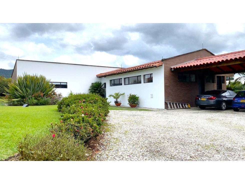 Venta casa La Ceja via San Antonio con piscina. Parcelación Exclusiva — foto 5