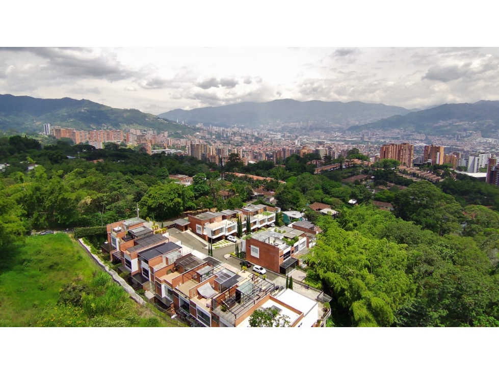 Venta Lote 6000 m2 uso mixto Envigado cerca Terracina — foto 2