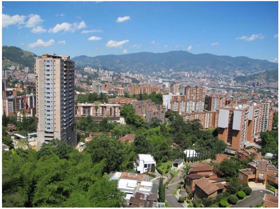 Venta Apartamento de Lujo en Envigado Loma del Esmeraldal con Vista — foto 4