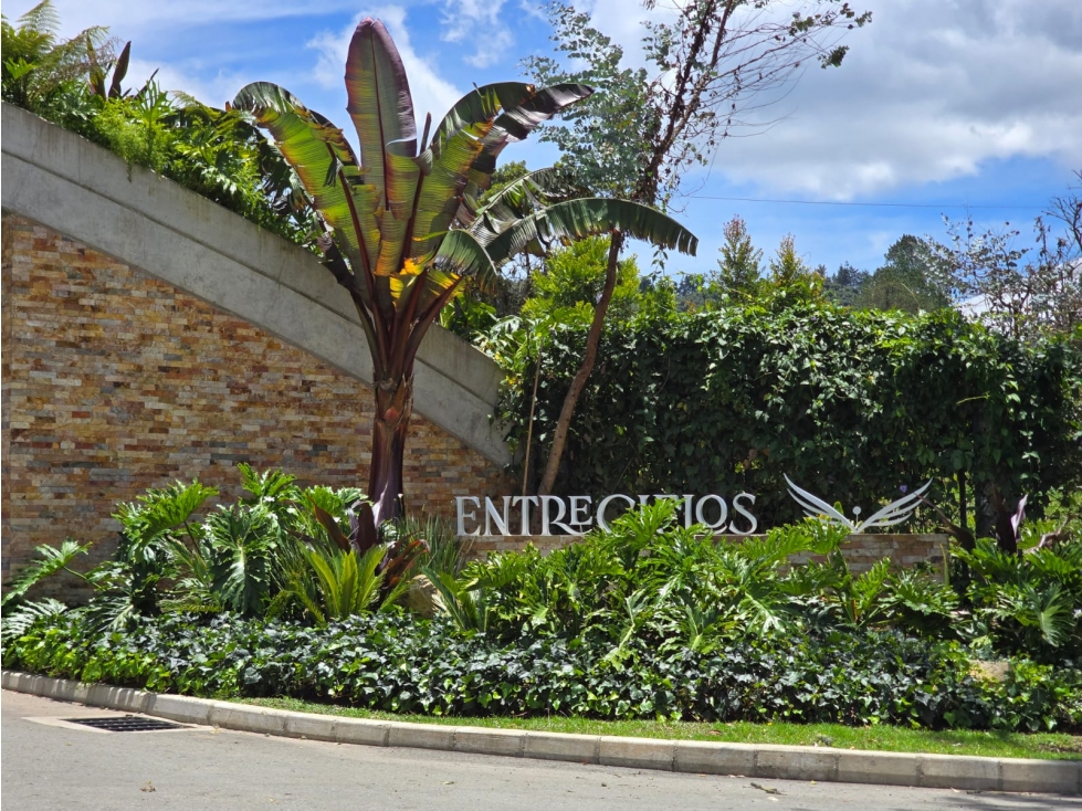 Venta Lote Entrecielos El Retiro cerca Puro Cuero — foto 2