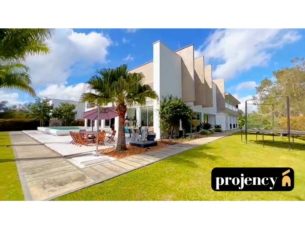 Venta casa tipo MANSION en Llanogrande EXCLUSIVA UNIDAD Cerca al Mall