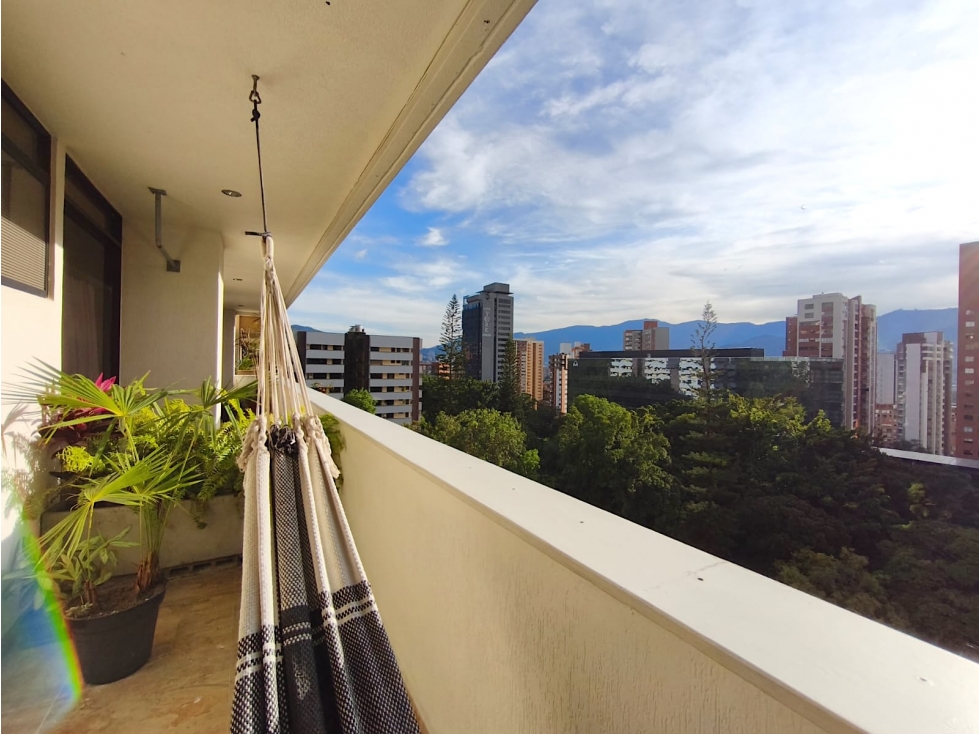 Venta Apartamento cerca Av El Poblado El Campestre Oportunidad Única — foto 4