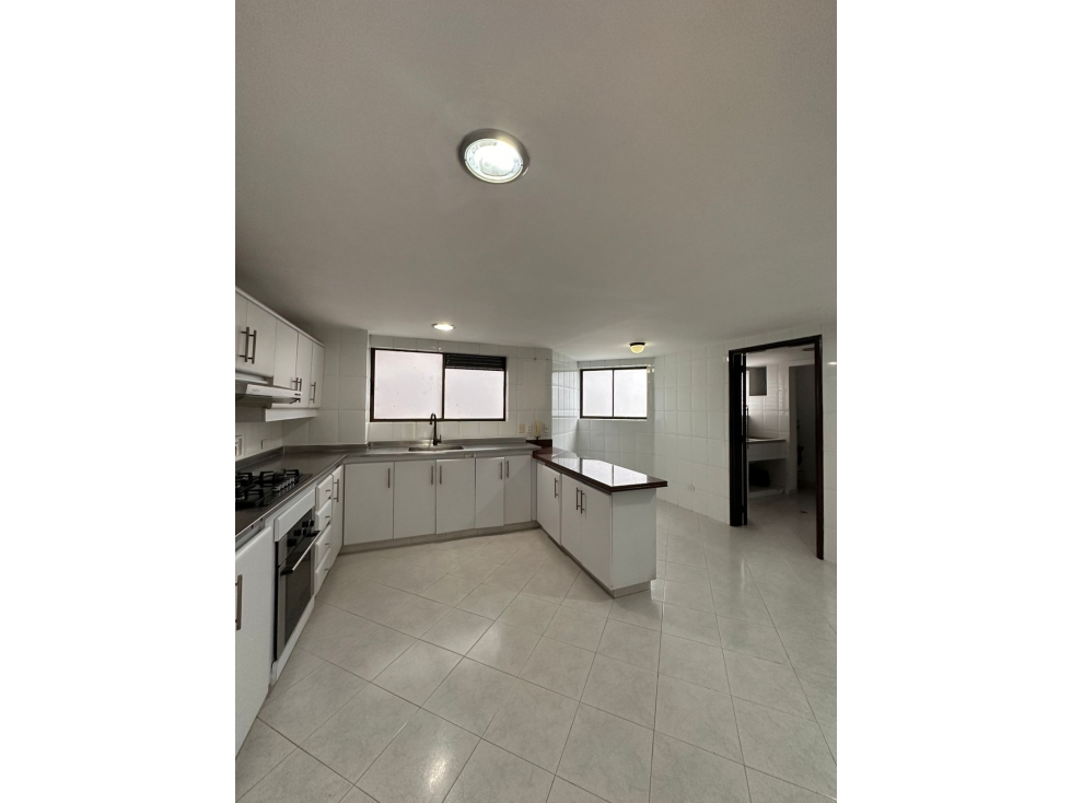 Venta Apartamento 1A El Poblado en Los Balsos con la Superior — foto 5