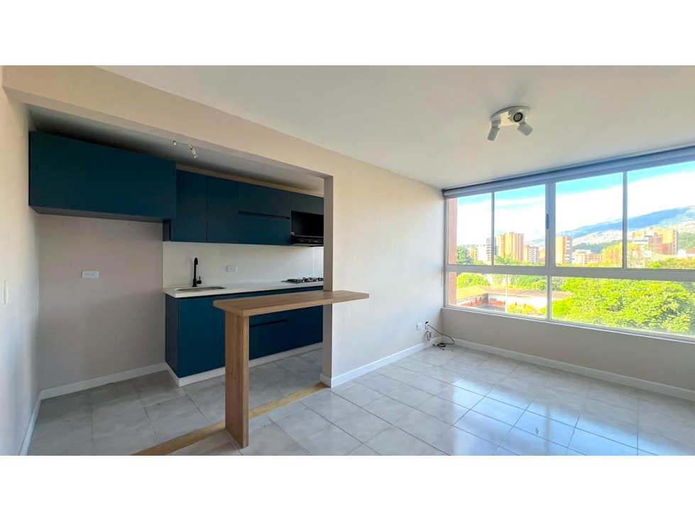 Venta Apartamento Calasanz por Colegio 2 Alcobas, Ascensor. DESOCUPADO — foto 2