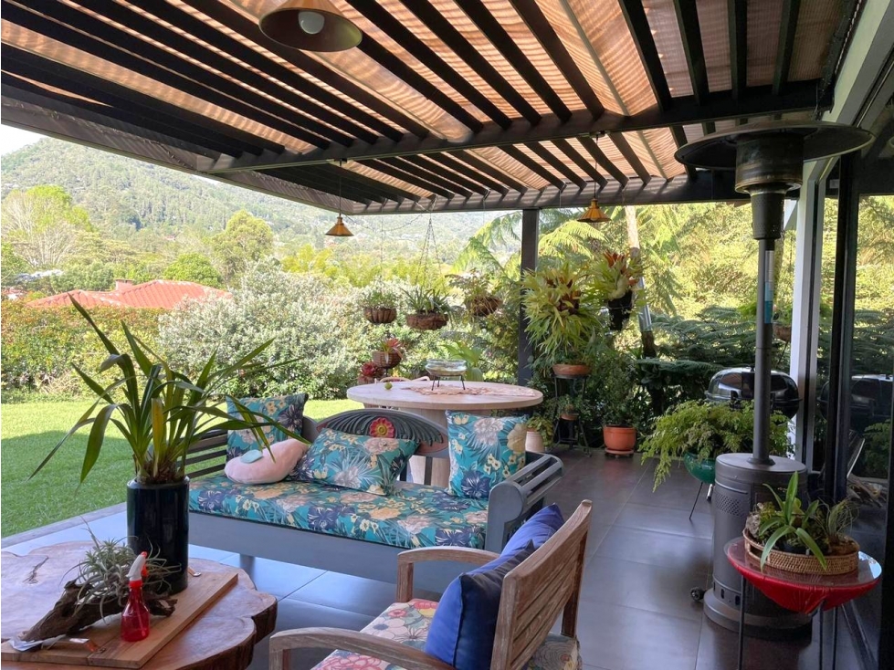 Venta casa La Ceja via San Antonio con piscina. Parcelación Exclusiva — foto 3