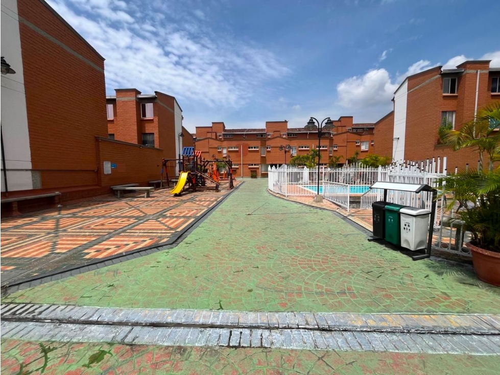 Venta Casa en Belén La Palma Unidad Completa cerca a Los Molinos