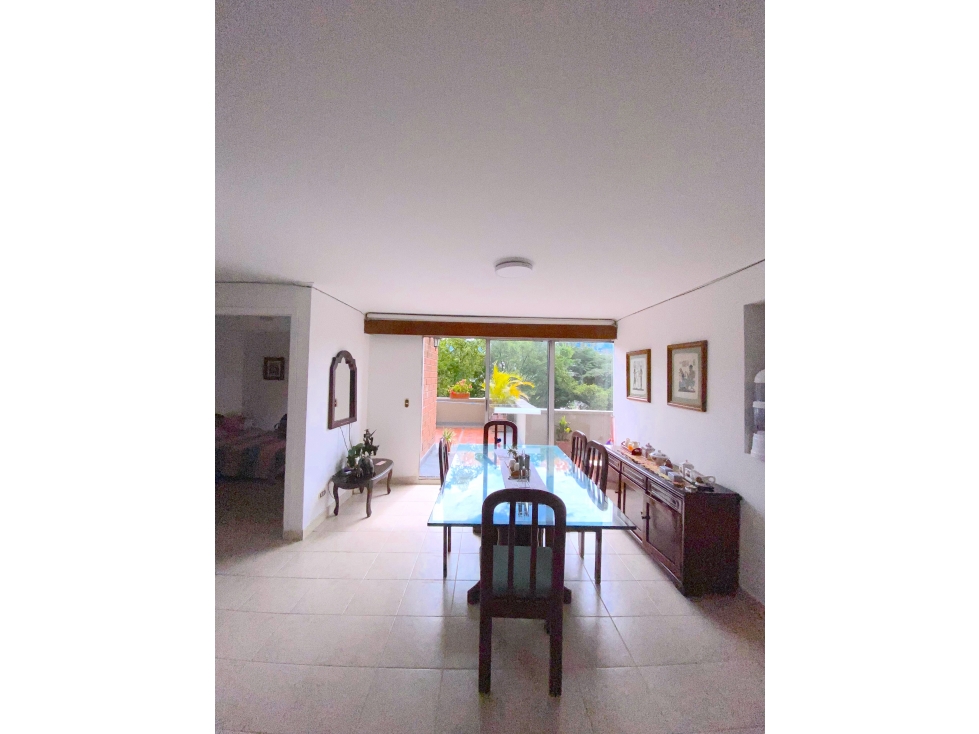 Venta Apartamento en Suramericana con gran terraza privada — foto 4