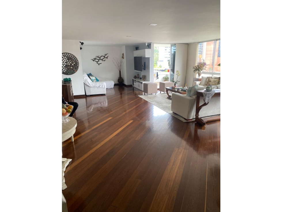 Venta Apartamento El Poblado a una cuadra del Tesoro — foto 4