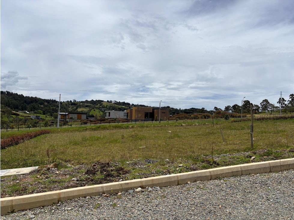 Venta Lote Alto de Las Palmas Cerca a INDIANA Condominio en Desarrollo — foto 5