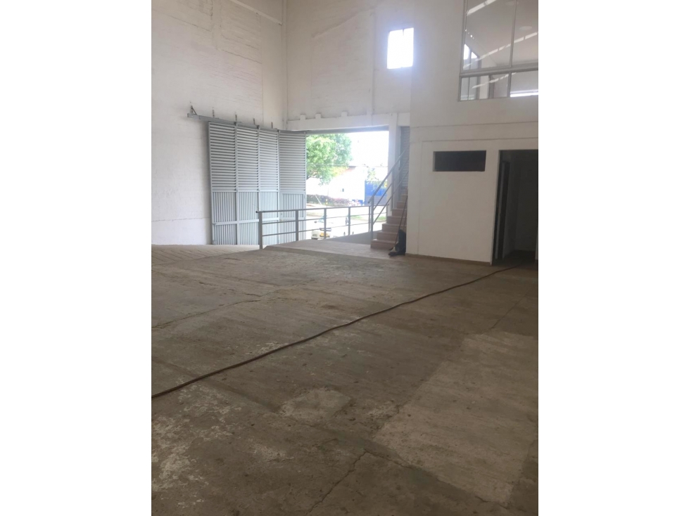 Venta Bodega Industrial en Itagui Sector Pilsen. Alta Especificación — foto 4