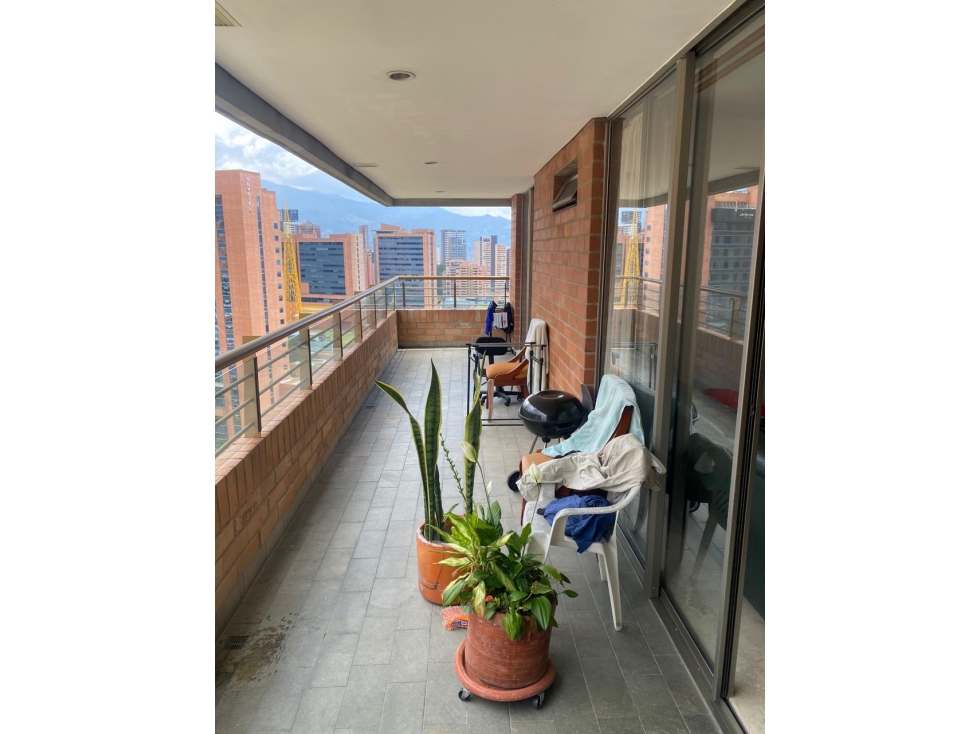 Venta Apartamento El Poblado El Tesoro Unidad Completa con SUPER VISTA — foto 2